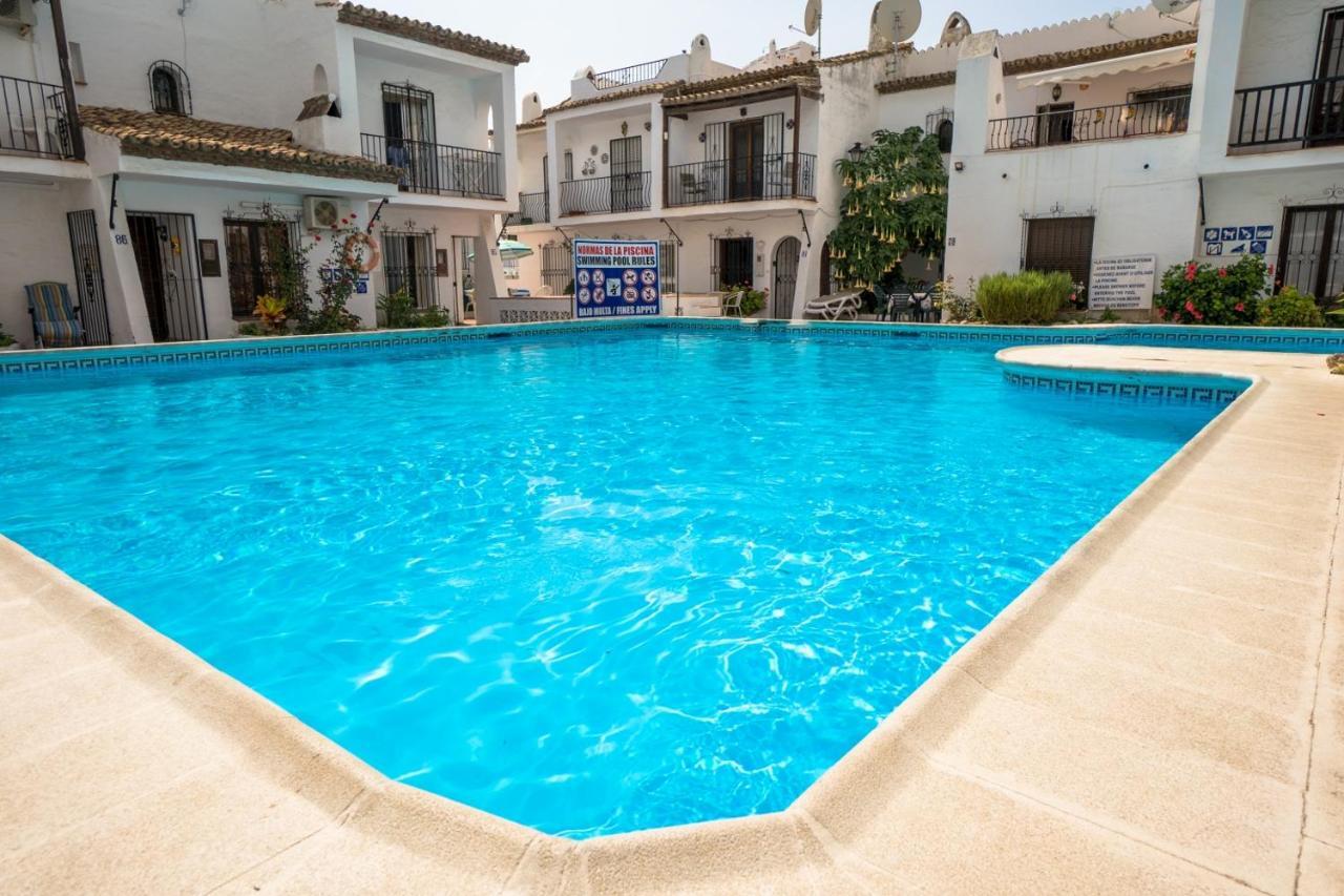 Nueva Nerja 71 Menyber别墅 外观 照片